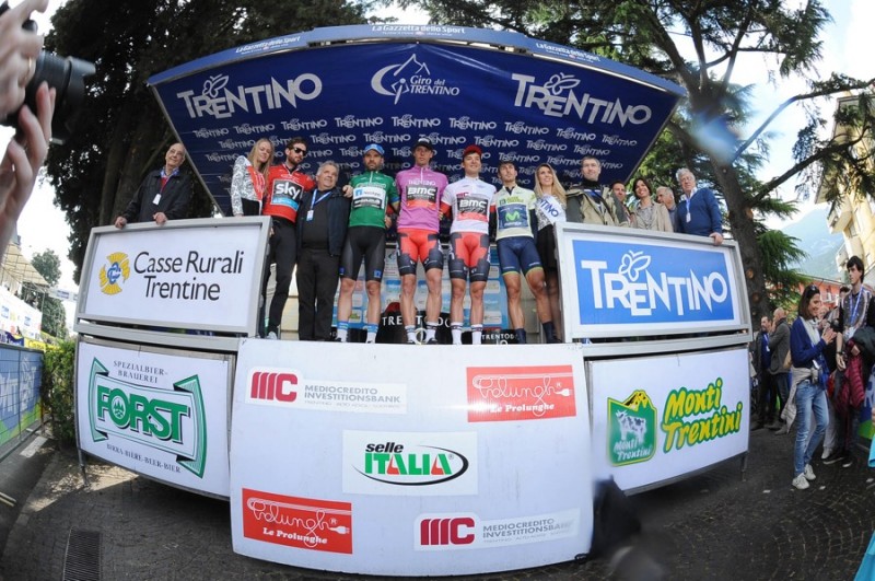 38° GIRO DEL TRENTINO 1 TAPPA CRONOSCQUADRE RIVA DEL GARDA -ARCO © foto REMO Mosna