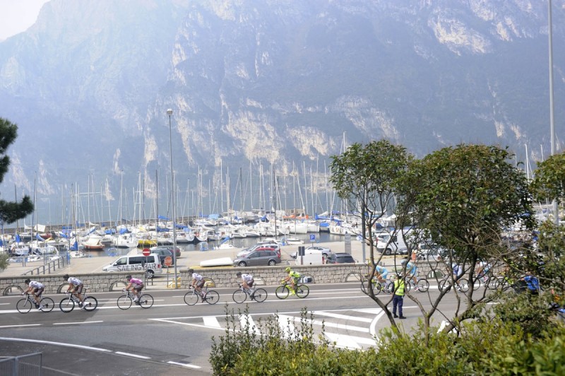 37° GIRO DEL TRENTINO 4 TAPPA ARCO SEGA DI ALA 19-04-2012 GIRO DEL TRENTINO PANORAMICHE © FOTO DANIELE MOSNA