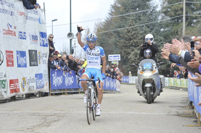 36° GIRO DEL TRENTINO 3 TAPPA PERGINE SANTORSOLA BRENZONE DOMENICO POZZOVIVO VINCE LA TAPPA ED è IL NUOVO LEADER PUNTAVELENO 19-04-2012