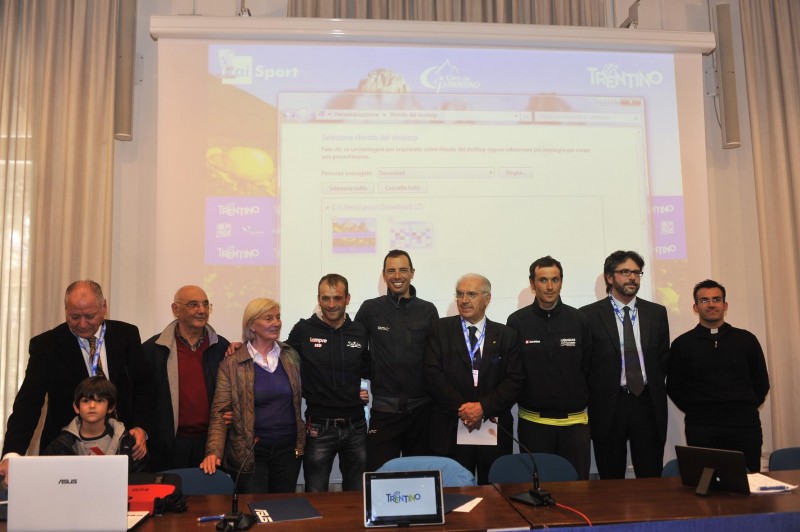 Press Conference 16-04-2012