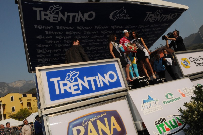 giro-del-trentino-2010-prima-tappa_4537763939_o